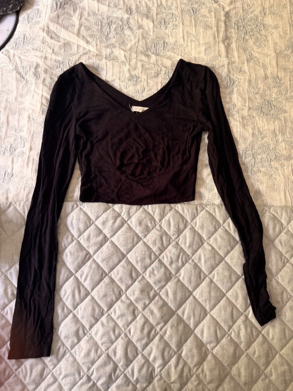 Black Long Sleeve Crop top